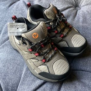 Merrell Moab 2 Low Boys Hiking Boot / Sneaker / Shoe